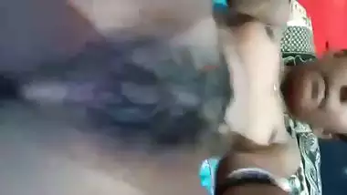 Tamil teenage girl fingering masturbation selfie