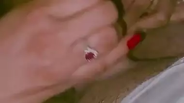 Horny babe’s deep desi blowjob until the guy cum