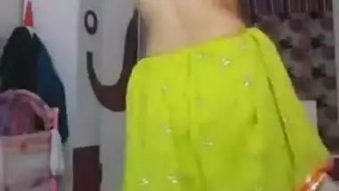Gorgeous Desi XXX slut shows off small boobs and pussy at home MMS